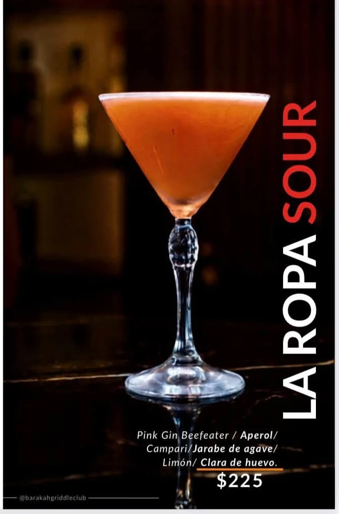 Coctel La Ropa Sour con gin, aperol y campari